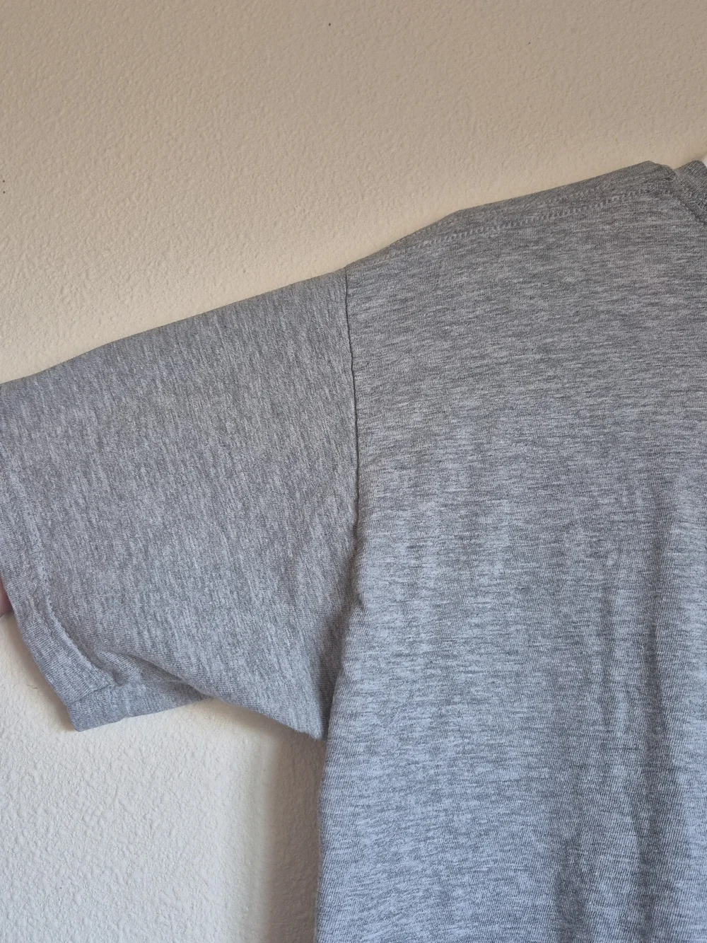 Nike Grey Men's Short Sleeve Tee with Cartoon Duo Graphic Lebron And Kobe